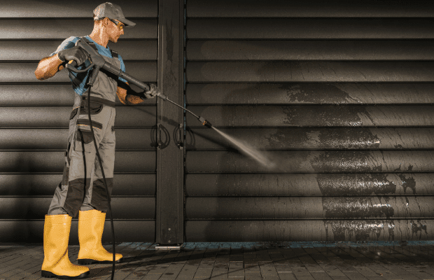 Commercial high pressure cleaning in Melbourne