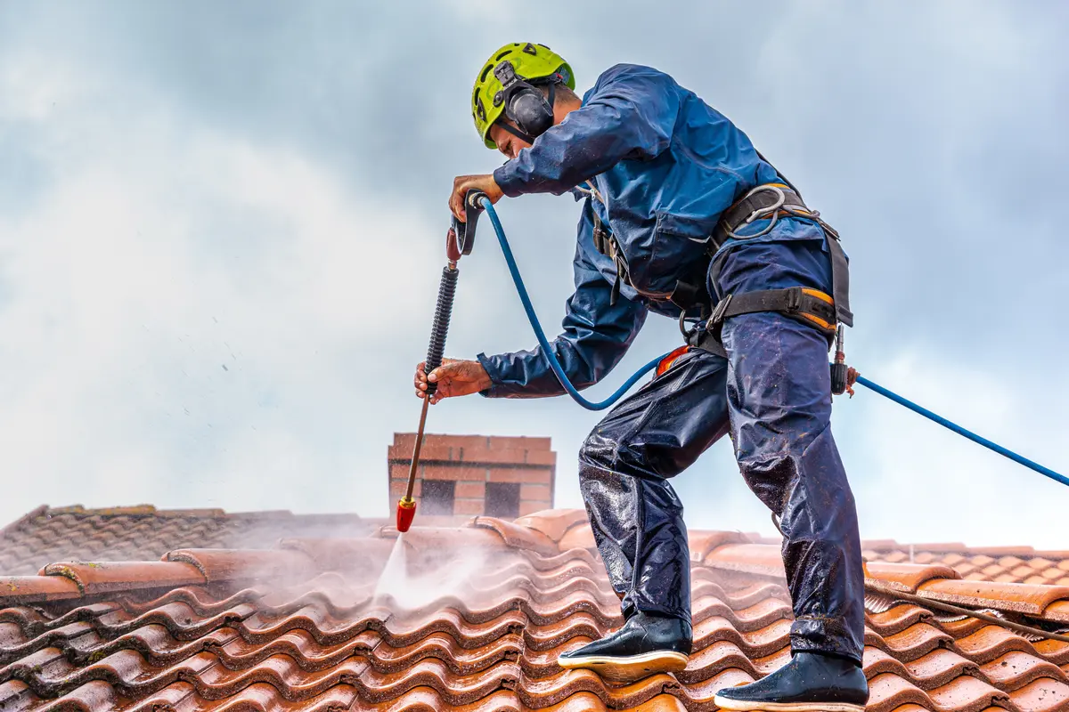 Expert Roof & Tile Washing Services in Melbourne