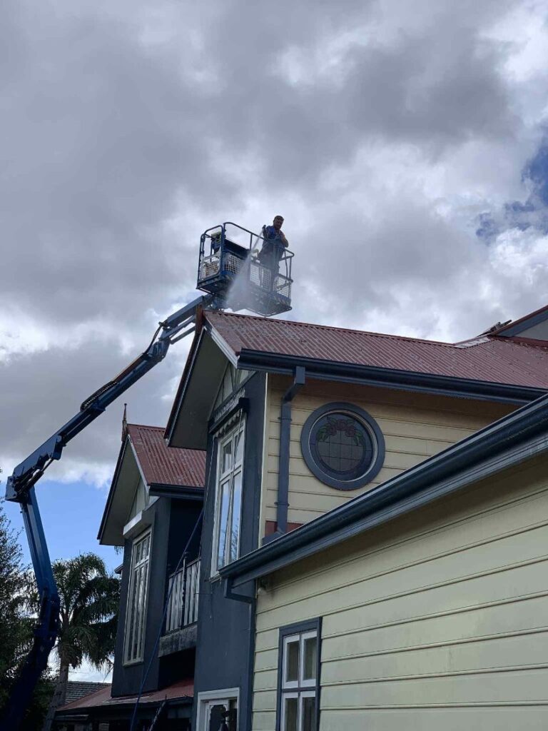 Roof cleaning Melbourne